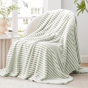 3D Stripe Jacquard Fleece Throw Blanket – Soft, Lightweight Flannel for Couch or Bed, 50"x60" (Green)